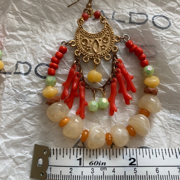 Aldo stone & faux coral boho earrings - Picture 3 of 4